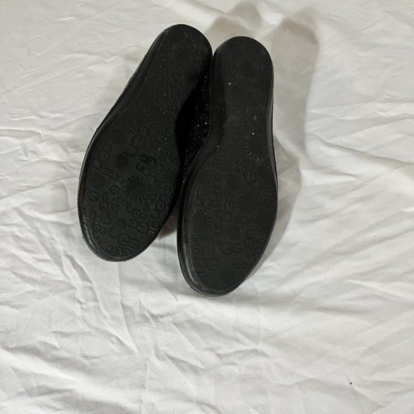 Uggs Women's Size 6 Excellent Condition Black Sequence - Picture 9 of 10